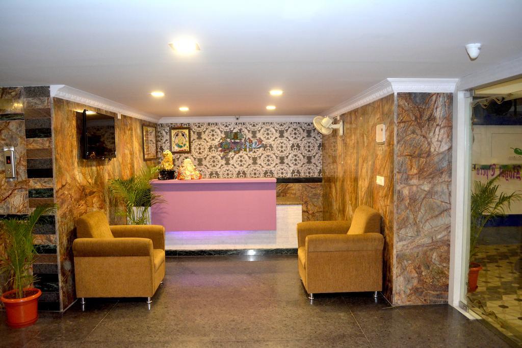 Hotel Royal Opera Bengaluru Zewnętrze zdjęcie